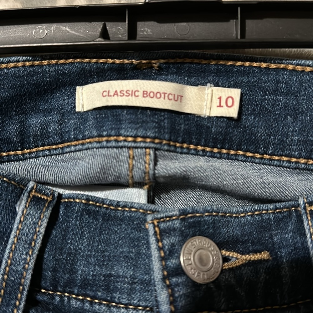 Levi’s Classic Bootcut - image 3